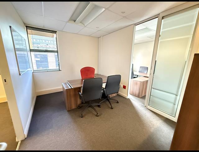 283M² OFFICE TO LET IN ROSEBANK